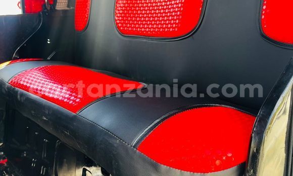 Buy Used Bajaj AVENGER Red Bike in Dar es Salaam in Dar es Salaam Buy Used Bajaj AVENGER Red Bike in Dar es Salaam in Dar es Salaam