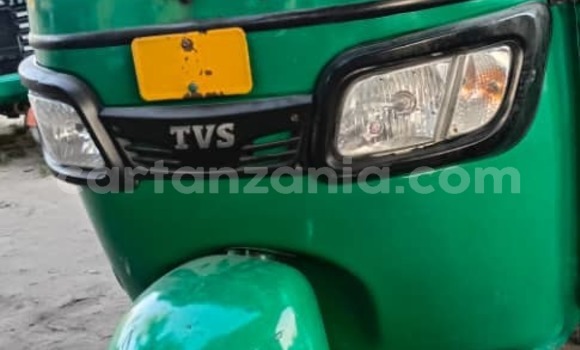 Buy Used Bajaj AVENGER Green Bike in Dar es Salaam in Dar es Salaam Buy Used Bajaj AVENGER Green Bike in Dar es Salaam in Dar es Salaam