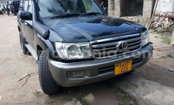 Nunua Ilio tumika Toyota Land Cruiser Kijani Gari ndani ya Dar es Salaam nchini Dar es Salaam Nunua Ilio tumika Toyota Land Cruiser Kijani Gari ndani ya Dar es Salaam nchini Dar es Salaam