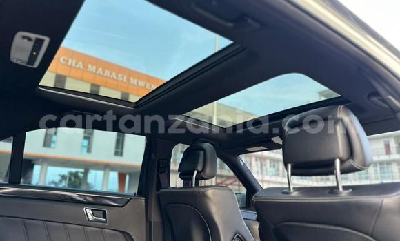Nunua Ilio tumika Mercedes-Benz E-Classe Nyeupe Gari ndani ya Dar es Salaam nchini Dar es Salaam Nunua Ilio tumika Mercedes-Benz E-Classe Nyeupe Gari ndani ya Dar es Salaam nchini Dar es Salaam