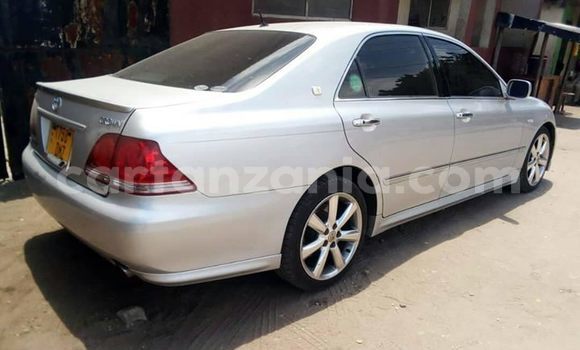 Nunua Ilio tumika Toyota Crown Fedha Gari ndani ya Dar es Salaam nchini Dar es Salaam Nunua Ilio tumika Toyota Crown Fedha Gari ndani ya Dar es Salaam nchini Dar es Salaam