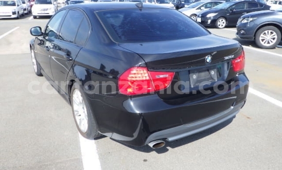 Nunua Imported BMW 3–Series Nyeusi Gari ndani ya Dar es Salaam nchini Dar es Salaam Nunua Imported BMW 3–Series Nyeusi Gari ndani ya Dar es Salaam nchini Dar es Salaam
