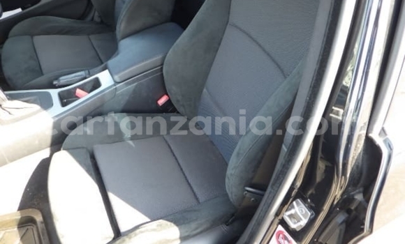 Nunua Imported BMW 3–Series Nyeusi Gari ndani ya Dar es Salaam nchini Dar es Salaam Nunua Imported BMW 3–Series Nyeusi Gari ndani ya Dar es Salaam nchini Dar es Salaam