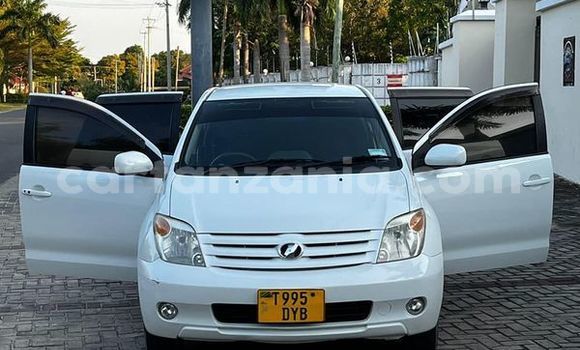 Buy Used Toyota IST Other Car in Dar es Salaam in Dar es Salaam Buy Used Toyota IST Other Car in Dar es Salaam in Dar es Salaam
