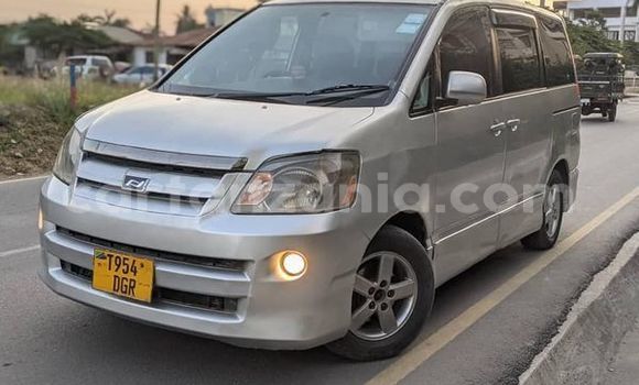 Nunua Ilio tumika Toyota Noah Nyingine Gari ndani ya Dar es Salaam nchini Dar es Salaam Nunua Ilio tumika Toyota Noah Nyingine Gari ndani ya Dar es Salaam nchini Dar es Salaam