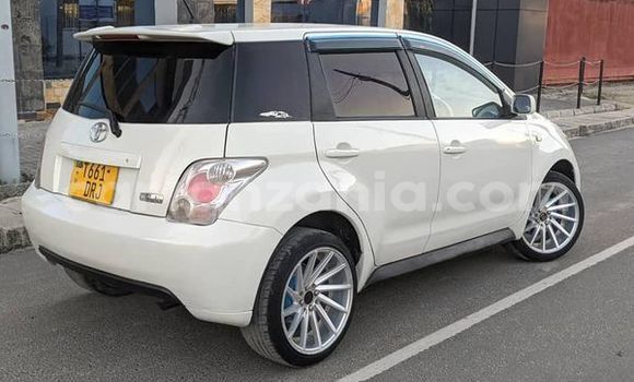 Buy Used Toyota IST Other Car in Dar es Salaam in Dar es Salaam Buy Used Toyota IST Other Car in Dar es Salaam in Dar es Salaam