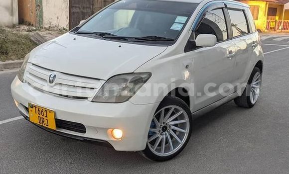 Buy Used Toyota IST Other Car in Dar es Salaam in Dar es Salaam Buy Used Toyota IST Other Car in Dar es Salaam in Dar es Salaam