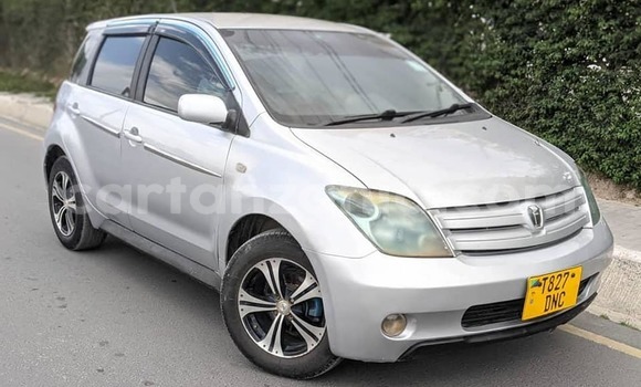 Buy Used Toyota IST Other Car in Dar es Salaam in Dar es Salaam Buy Used Toyota IST Other Car in Dar es Salaam in Dar es Salaam
