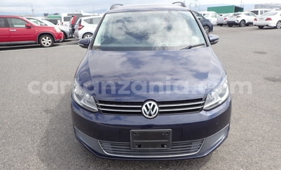 Buy Import Volkswagen Touran Blue Car in Dar es Salaam in Dar es Salaam