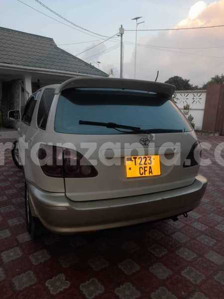 Big with watermark toyota harrier pwani bagamoyo 23349