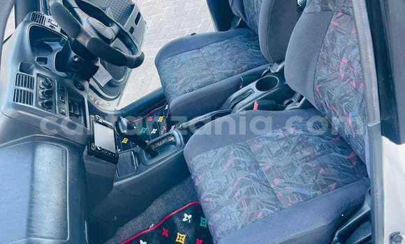 Buy Used Toyota RAV4 White Car in Bagamoyo in Pwani Buy Used Toyota RAV4 White Car in Bagamoyo in Pwani