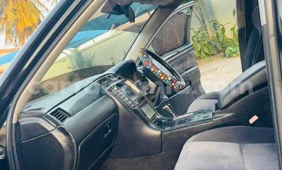 Nunua Ilio tumika Toyota Crown Nyeusi Gari ndani ya Bagamoyo nchini Pwani Nunua Ilio tumika Toyota Crown Nyeusi Gari ndani ya Bagamoyo nchini Pwani