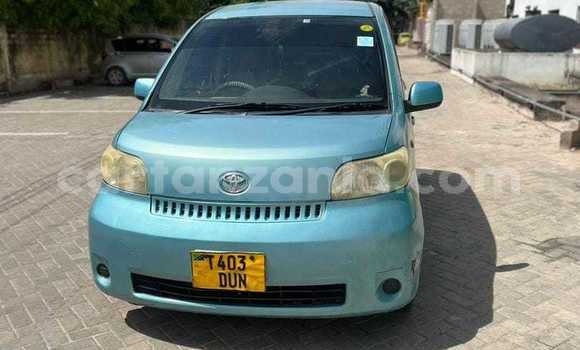 Buy Used Toyota Porte Green Car in Bagamoyo in Pwani