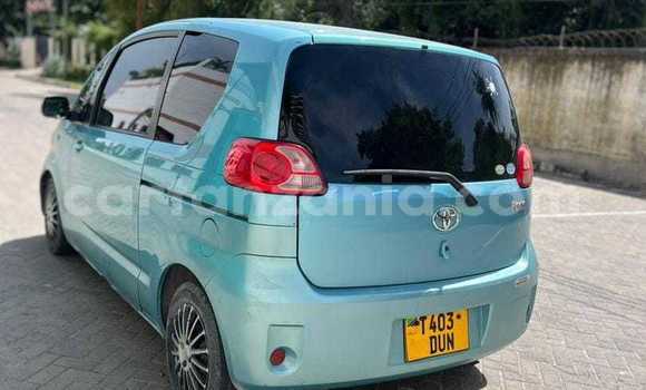 Buy Used Toyota Porte Green Car in Bagamoyo in Pwani Buy Used Toyota Porte Green Car in Bagamoyo in Pwani