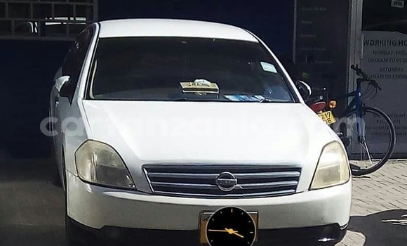 Buy Used Nissan Teana White Car in Bagamoyo in Pwani Buy Used Nissan Teana White Car in Bagamoyo in Pwani