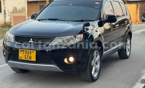Nunua Ilio tumika Mitsubishi Outlander Nyeusi Gari ndani ya Vijijini vya Babati nchini Manyara Nunua Ilio tumika Mitsubishi Outlander Nyeusi Gari ndani ya Vijijini vya Babati nchini Manyara