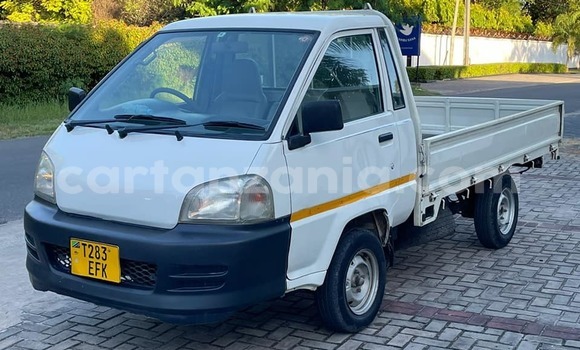 Buy Used Toyota Town Ace White Car in Bagamoyo in Pwani Buy Used Toyota Town Ace White Car in Bagamoyo in Pwani