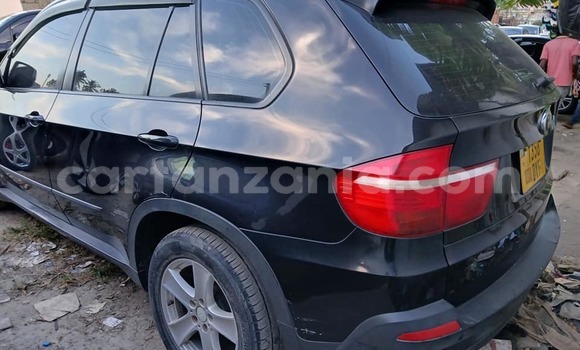 Nunua Ilio tumika BMW X5 Nyeusi Gari ndani ya Bagamoyo nchini Pwani Nunua Ilio tumika BMW X5 Nyeusi Gari ndani ya Bagamoyo nchini Pwani