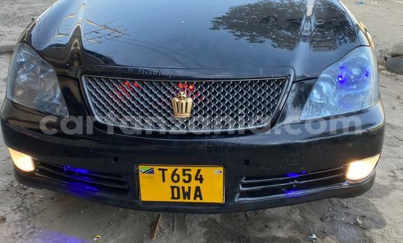 Nunua Ilio tumika Toyota Crown Nyeusi Gari ndani ya Dar es Salaam nchini Dar es Salaam Nunua Ilio tumika Toyota Crown Nyeusi Gari ndani ya Dar es Salaam nchini Dar es Salaam