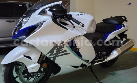 Buy Used Suzuki HAYABUSA White Bike in Arusha in Arusha