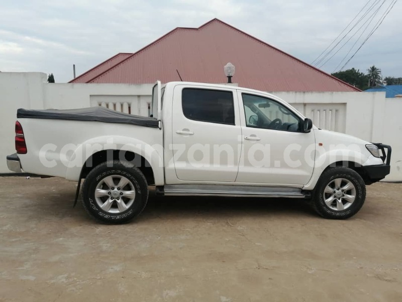 Big with watermark toyota hilux dar es salaam dar es salaam 23463