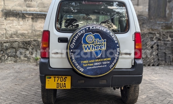 Buy Used Suzuki Jimny White Car in Dar es Salaam in Dar es Salaam