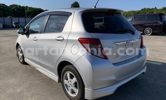 Nunua Imported Toyota Vitz Fedha Gari ndani ya Dar es Salaam nchini Dar es Salaam Nunua Imported Toyota Vitz Fedha Gari ndani ya Dar es Salaam nchini Dar es Salaam