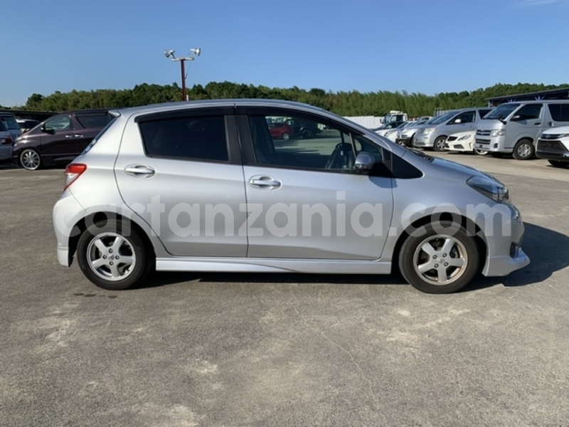 Big with watermark toyota vitz dar es salaam dar es salaam 23473