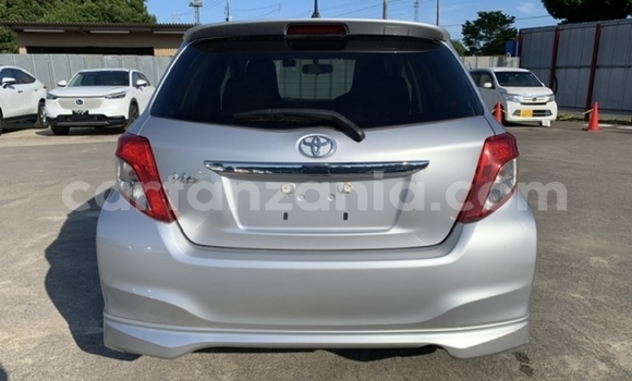 Nunua Imported Toyota Vitz Fedha Gari ndani ya Dar es Salaam nchini Dar es Salaam Nunua Imported Toyota Vitz Fedha Gari ndani ya Dar es Salaam nchini Dar es Salaam