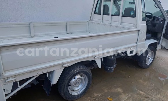 Buy Import Toyota Town Ace White Car in Dar es Salaam in Dar es Salaam Buy Import Toyota Town Ace White Car in Dar es Salaam in Dar es Salaam