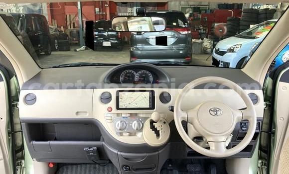 Buy Import Toyota Sienta Green Car in Dar es Salaam in Dar es Salaam