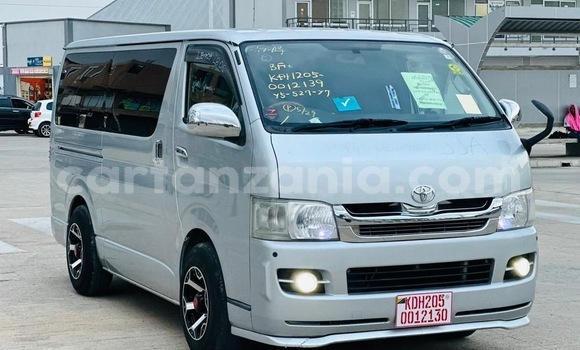 Buy Import Toyota Hiace Silver Car in Dar es Salaam in Dar es Salaam Buy Import Toyota Hiace Silver Car in Dar es Salaam in Dar es Salaam