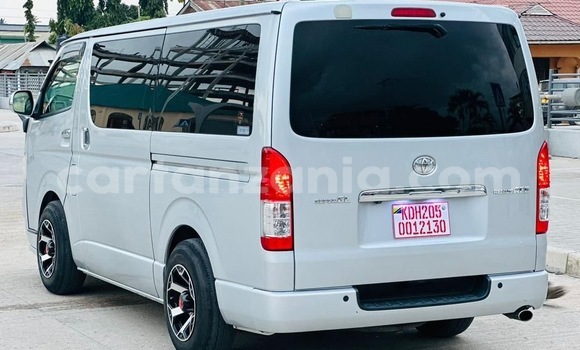 Buy Import Toyota Hiace Silver Car in Dar es Salaam in Dar es Salaam Buy Import Toyota Hiace Silver Car in Dar es Salaam in Dar es Salaam