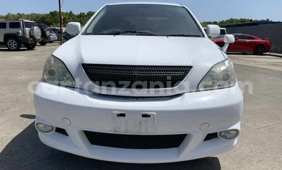 Buy Import Toyota Harrier White Car in Dar es Salaam in Dar es Salaam