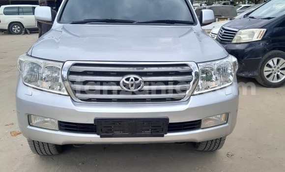 Buy Import Toyota Land Cruiser Silver Car in Kinondoni in Dar es Salaam