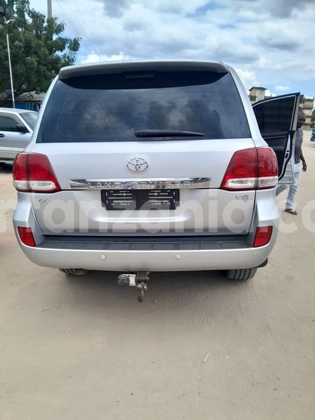 Big with watermark toyota land cruiser dar es salaam kinondoni 23524