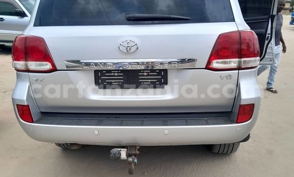Buy Import Toyota Land Cruiser Silver Car in Kinondoni in Dar es Salaam Buy Import Toyota Land Cruiser Silver Car in Kinondoni in Dar es Salaam