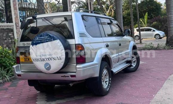 Nunua Ilio tumika Toyota Prado Nyingine Gari ndani ya Bahi nchini Dodoma Nunua Ilio tumika Toyota Prado Nyingine Gari ndani ya Bahi nchini Dodoma