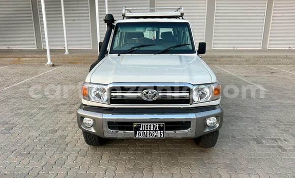 Nunua Ilio tumika Toyota Land Cruiser Prado Nyingine Gari ndani ya Dar es Salaam nchini Dar es Salaam
