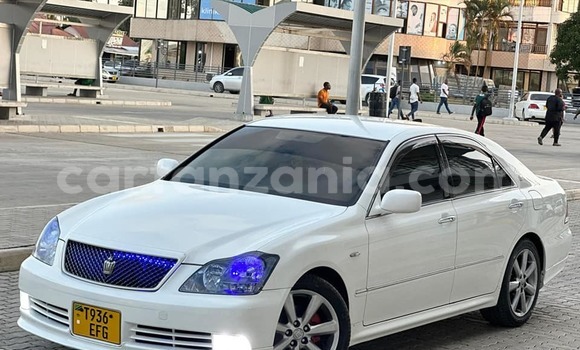 Buy Used Toyota Yaris Ativ Other Car in Dar es Salaam in Dar es Salaam Buy Used Toyota Yaris Ativ Other Car in Dar es Salaam in Dar es Salaam