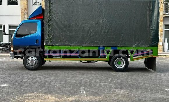 Buy Used Mitsubishi Lancer Cargo Other Car in Dar es Salaam in Dar es Salaam