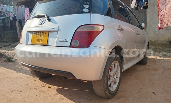 Buy Used Toyota IST Silver Car in Dar es Salaam in Dar es Salaam Buy Used Toyota IST Silver Car in Dar es Salaam in Dar es Salaam