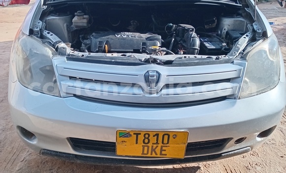 Buy Used Toyota IST Silver Car in Dar es Salaam in Dar es Salaam Buy Used Toyota IST Silver Car in Dar es Salaam in Dar es Salaam