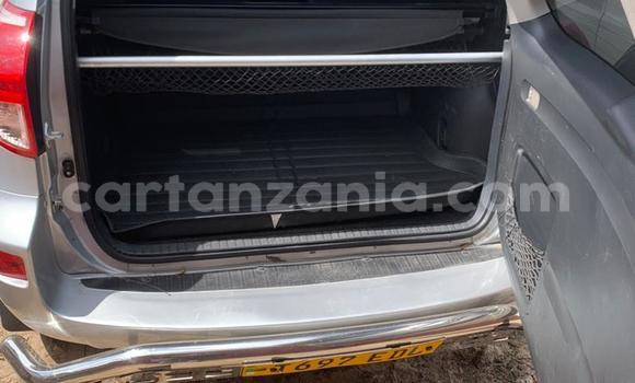 Buy Used Toyota RAV4 Silver Car in Dar es Salaam in Dar es Salaam Buy Used Toyota RAV4 Silver Car in Dar es Salaam in Dar es Salaam