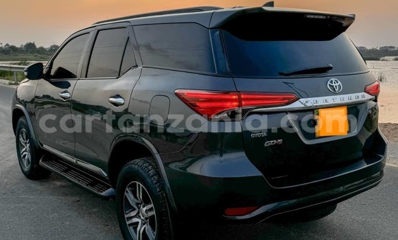 Buy Used Toyota Fortuner Black Car in Dar es Salaam in Dar es Salaam Buy Used Toyota Fortuner Black Car in Dar es Salaam in Dar es Salaam