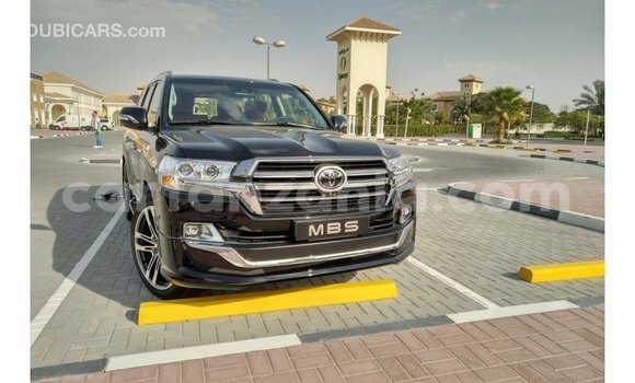 Nunua Imported Toyota Land Cruiser Nyeusi Gari ndani ya Import - Dubai nchini Arusha Nunua Imported Toyota Land Cruiser Nyeusi Gari ndani ya Import - Dubai nchini Arusha