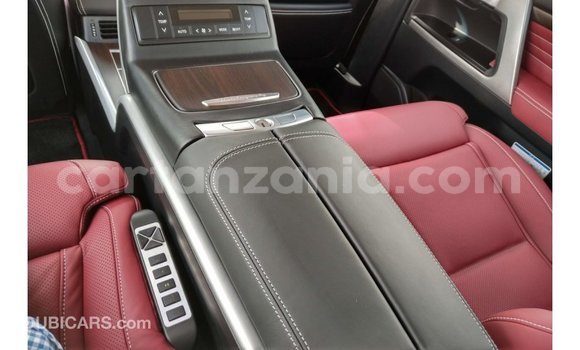 Nunua Imported Toyota Land Cruiser Nyeusi Gari ndani ya Import - Dubai nchini Arusha Nunua Imported Toyota Land Cruiser Nyeusi Gari ndani ya Import - Dubai nchini Arusha