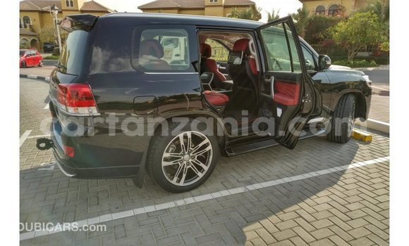 Nunua Imported Toyota Land Cruiser Nyeusi Gari ndani ya Import - Dubai nchini Arusha Nunua Imported Toyota Land Cruiser Nyeusi Gari ndani ya Import - Dubai nchini Arusha