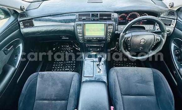 Buy Used Toyota Crown Black Car in Dar es Salaam in Dar es Salaam Buy Used Toyota Crown Black Car in Dar es Salaam in Dar es Salaam