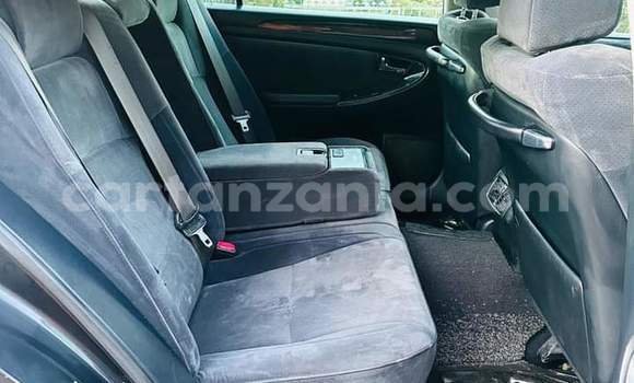 Buy Used Toyota Crown Black Car in Dar es Salaam in Dar es Salaam Buy Used Toyota Crown Black Car in Dar es Salaam in Dar es Salaam